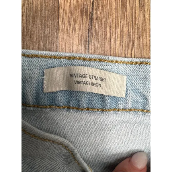 Women's‎ High-Rise Vintage Straight Jeans - Universal Thread™ Siz 6/28R - Image 8
