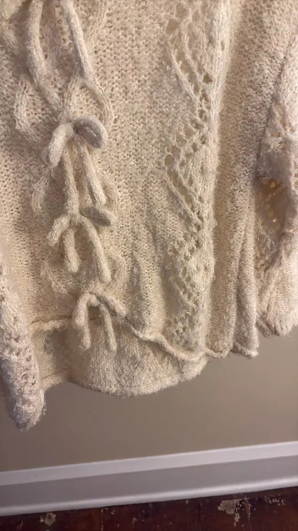 Forever 21 Bow Sweater  - Image 3