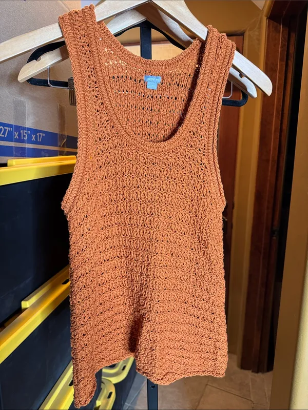 Aerie Rust Orange Crochet Knit Sleeveless Sweater Tank Top Boho Festival Medium - Image 4