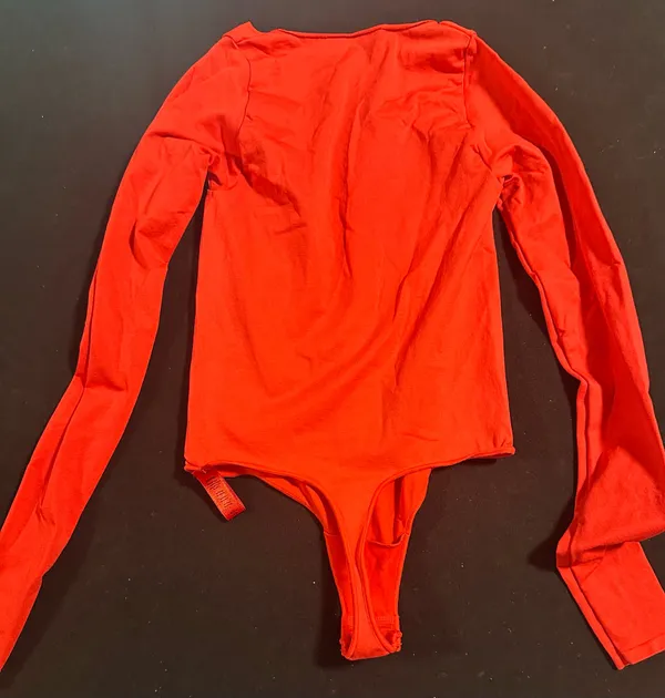 SKIMS Bodysuit - Image 2