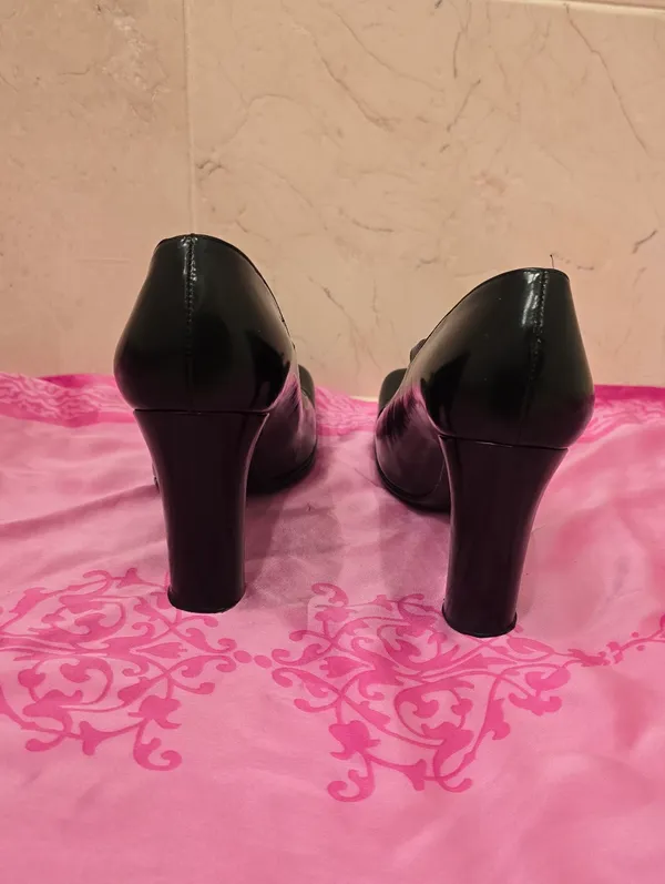 Dolce & Gabbana Leather Vintage mary jane classic square toe Block Heel 37.5 - Image 5