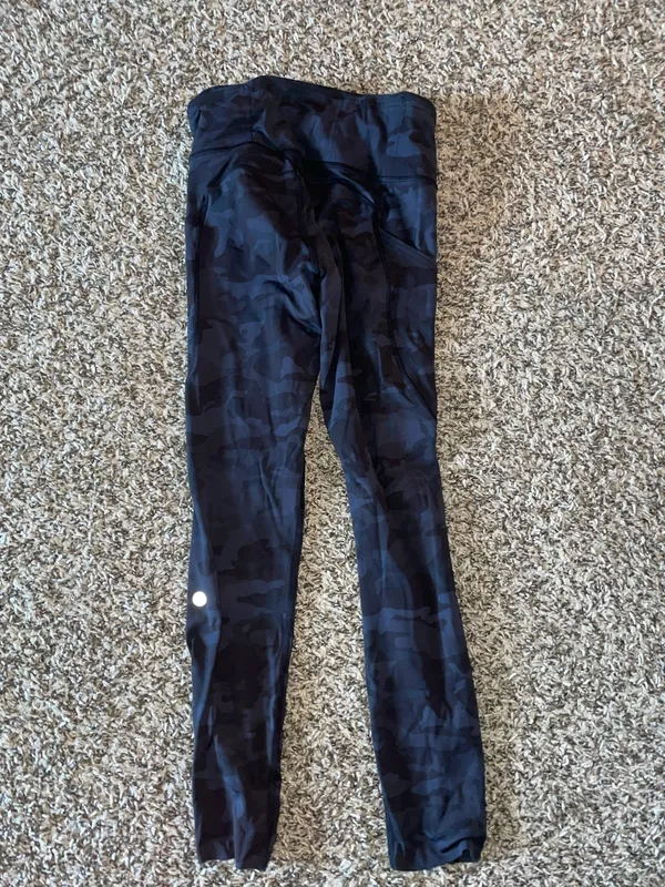 Lululemon Leggings - Image 3