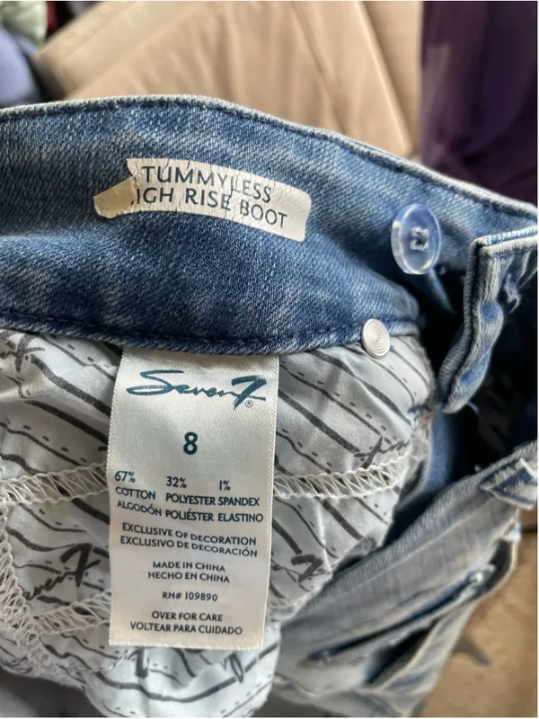 Women's Seven7 Light Blue Boot Cut Jeans Size 8 - Image 4