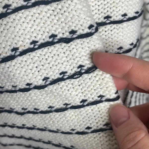 Westport Dressbarn chunky knit v-neck stitch detailed oversized sweater size XL - Image 8