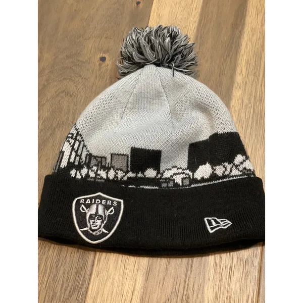 New Era Beanie One Size Gray Black NFL Raiders Knit Hat Embroidered Logo EUC - Image 7