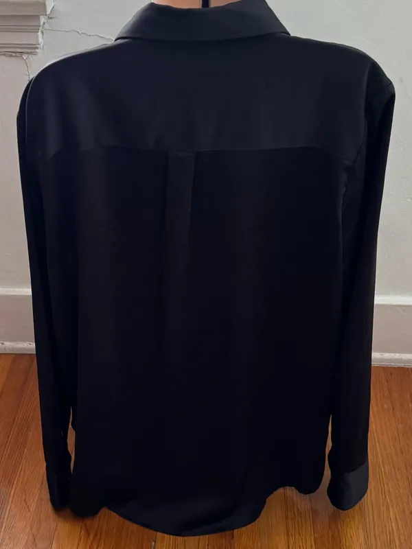 GAP Black Button up relaxed fit long sleeve Shirt size L front pocket minimalist - Image 10