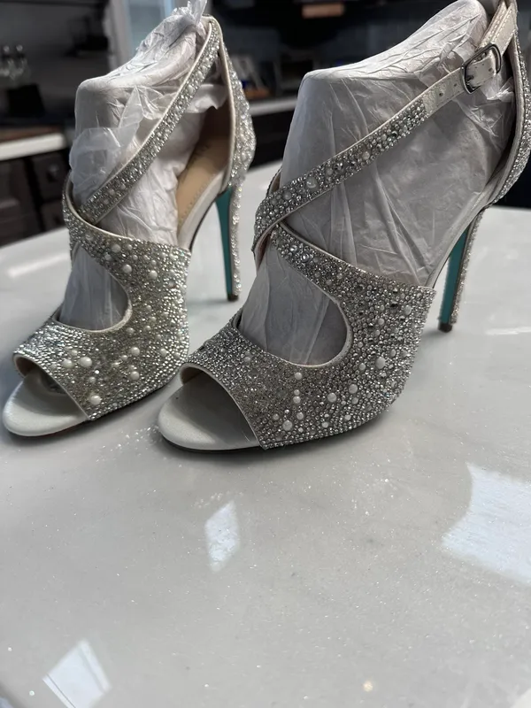 Heels - Image 2