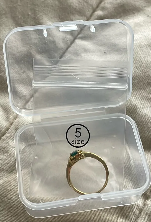 Sterling Silver Gold Ring Size 5 - Image 4