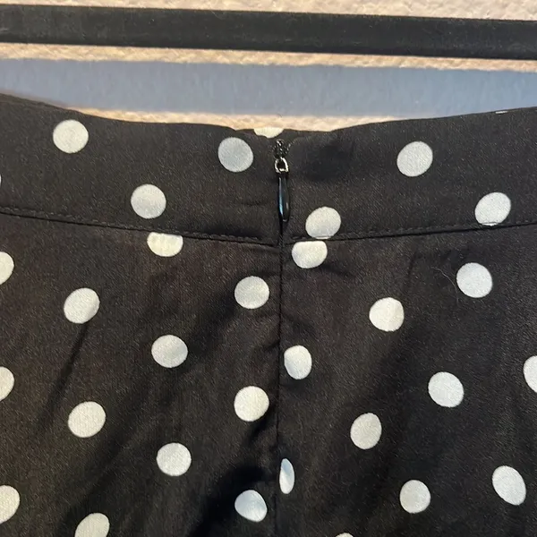 Women’s Black and White Polka Dot Skirt Size Large - Image 5
