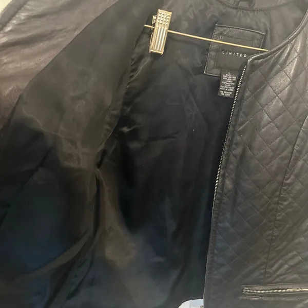 Limited Vest Womens large Black Leather Zip Front Pockets Biker Vintage 90s - Image 7