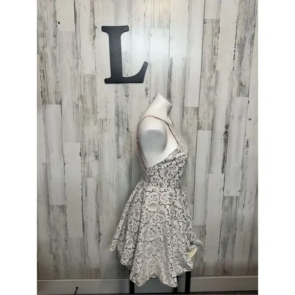 TRAC Ivory Over Mauve Pink Floral Lace Dress Womens Large L Backless Homecoming - Image 2