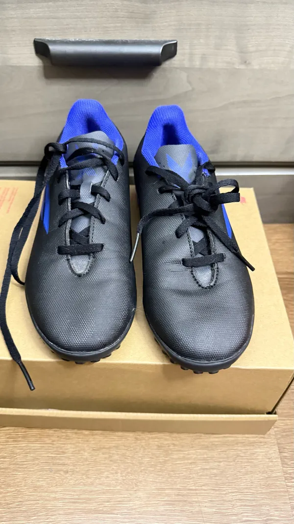 Adidas Boys X Speedflow Black Blue Soccer Indoor Football Cleats 5.5 - Image 2