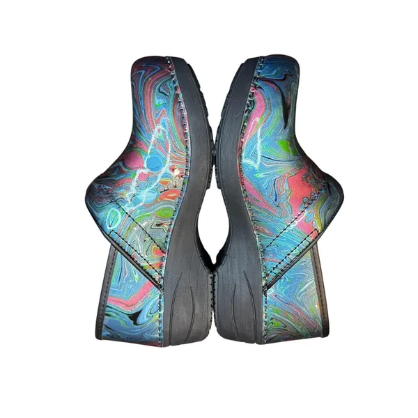 Dansko XP 2.0 Shoes Womens 6.5 Multicolor Patent Clogs Comfort Slip On Tie Dye - Image 6