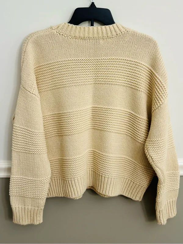 Grey Bandit Oatmeal Tan Cream Textured Knit Crewneck Chunky Cosy Sweater Medium - Image 2