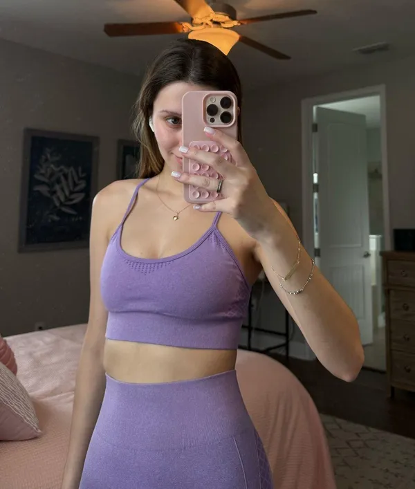 Shein Lavender Seamless Workout Set – Size S (Top + Leggings) - Image 2