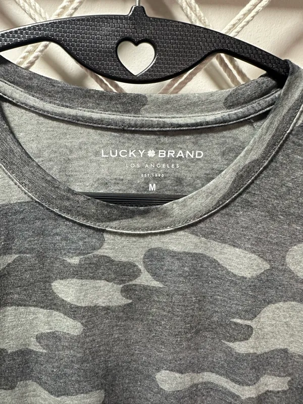 Lucky Brand Women’s Charcoal & Light Gray Camo Short Sleeve Tee - Image 3