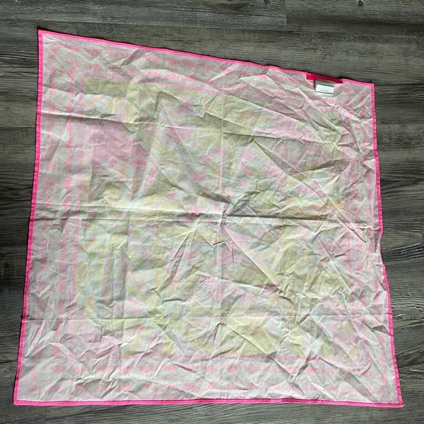 Lilly Pulitzer Pink and White Scarf - Image 2