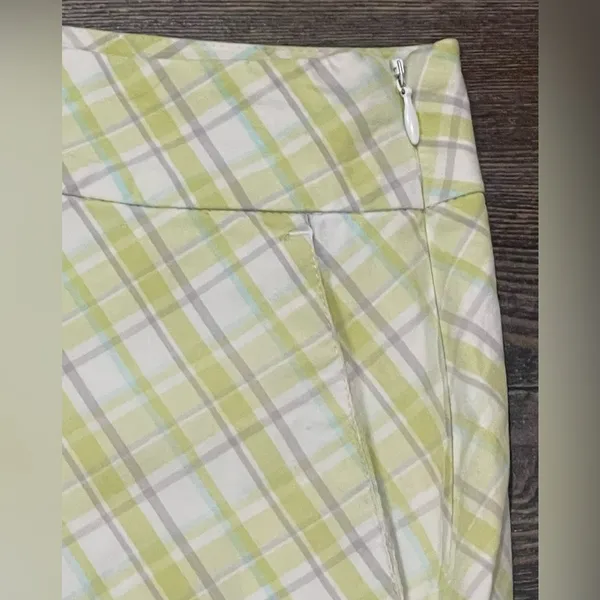 IZOD XFG Xtreme Function Golf Skort - Green Plaid Size 6 - Image 7