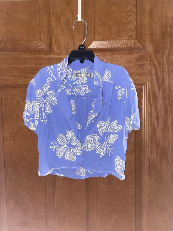 Urban Outfitters Top Cropped - Image 3