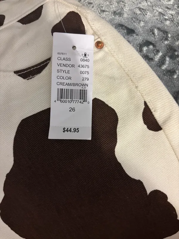 Size 26 pacsun cow print mini skirt new with tags - Image 4
