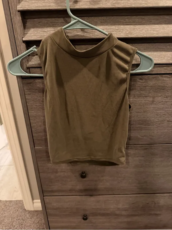 Acemi Olive Green Sleeveless Mock Neck Crop Top - Image 2