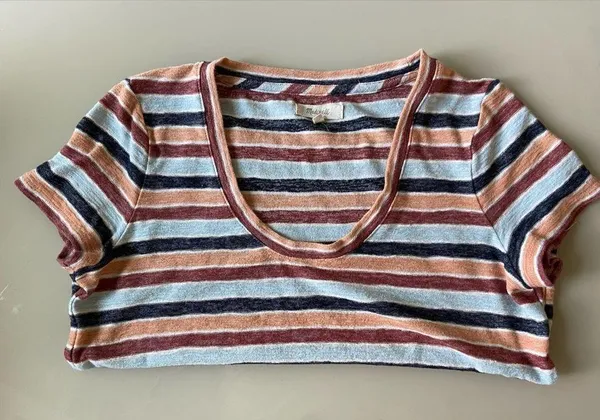 Madewell striped top! Staple closet item! - Image 4