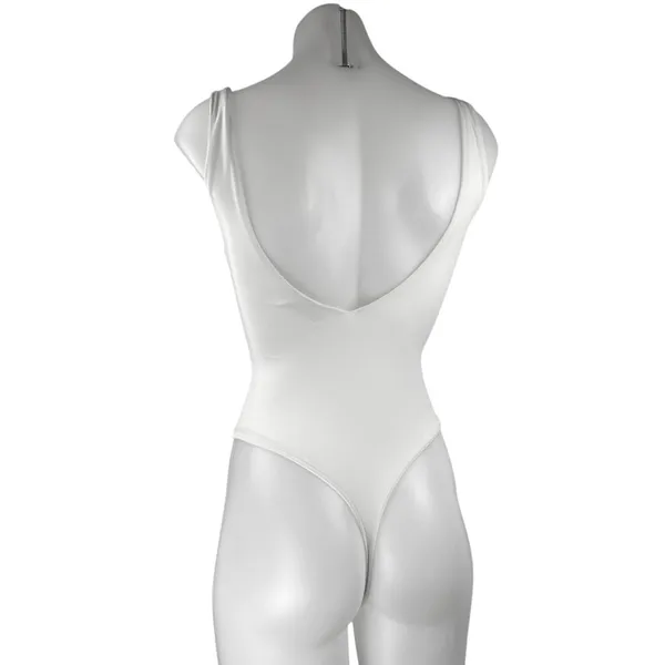 Aritzia Babaton White Sleeveless Open Back Thong Cami Tank Bodysuit Top Size 2XS - Image 2