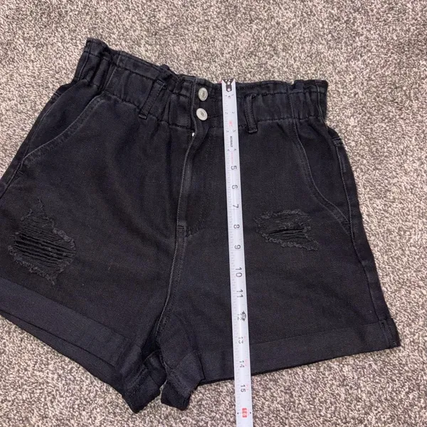 Love Tree Black denim shorts with distressed details, size S - Image 4