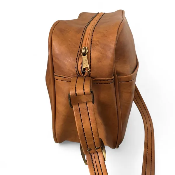 Scovill Brown Leather Duffle Carry on Suitcase Camera Messenger Crossbody Bag Travel Laptop Computer Books Work Office Preppy Minimalist Vintage Brass Hardware Men Unisex - Image 2