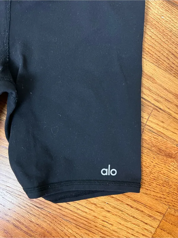 ALO Yoga Black High-Rise Bike Shorts - Image 2