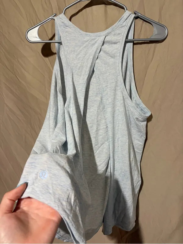 Lululemon tank top - Image 2