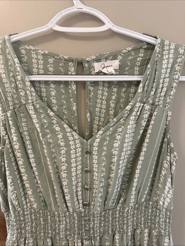 Japna Nashville Boutique Sage Floral Boho Cropped Jumpsuit - Size L - Image 5