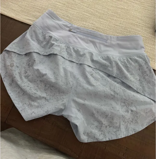 Lululemon Shorts Speed Up - Image 2
