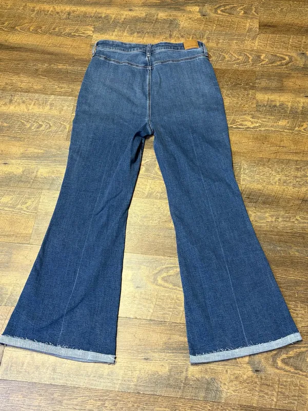 American Eagle Super High Rise Flare Jeans Womens 14 Short Next Level Stretch - Image 9