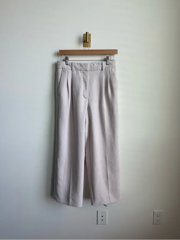 Wilfred Aritzia The Effortless Pant Cropped Beige Pleated Trousers Size 8 - Image 2