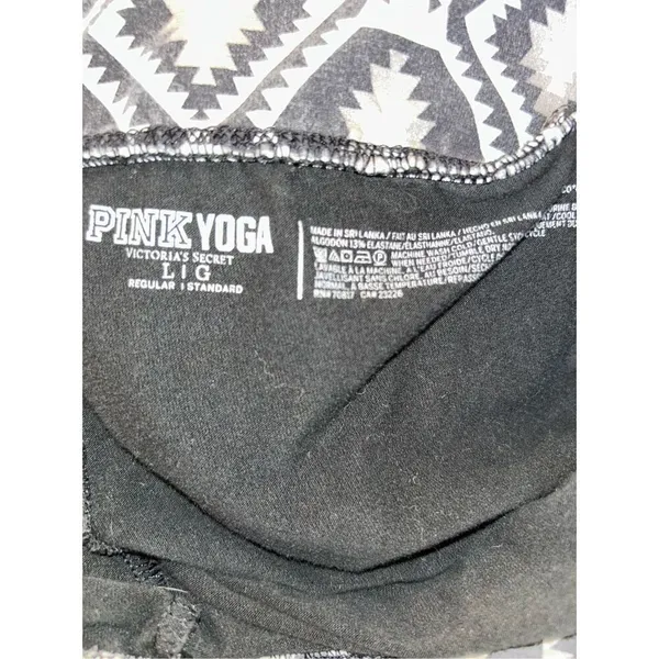 Victoria's Secret PINK Fold Over Waist Flare Yoga Pants Aztec Print‎ Size L - Image 4