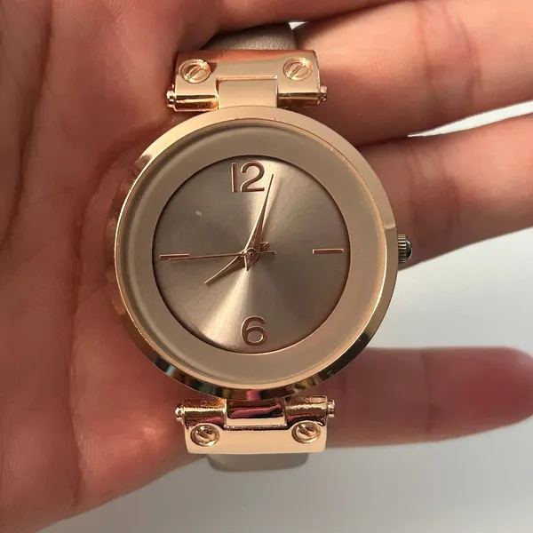 Women’s Rose Gold Stainless Steel Minimalist Watch Working New Battery - Image 7