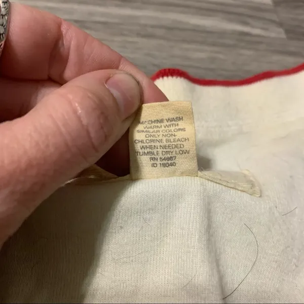 Vintage Victoria’s Secret Plaid PJ top; Medium - Image 5