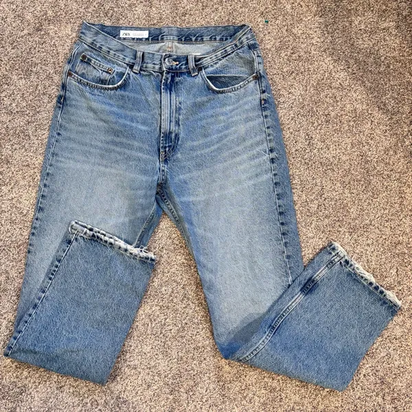 Zara Light Blue Denim Straight Leg Jeans Size 10 - Image 2