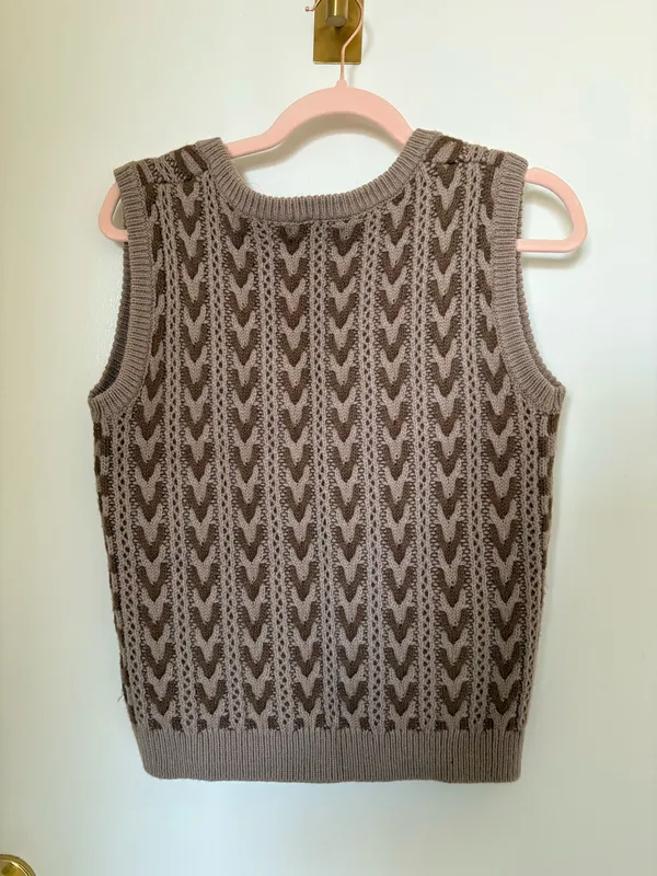 Heartloom Brown Knit Vest - Image 3
