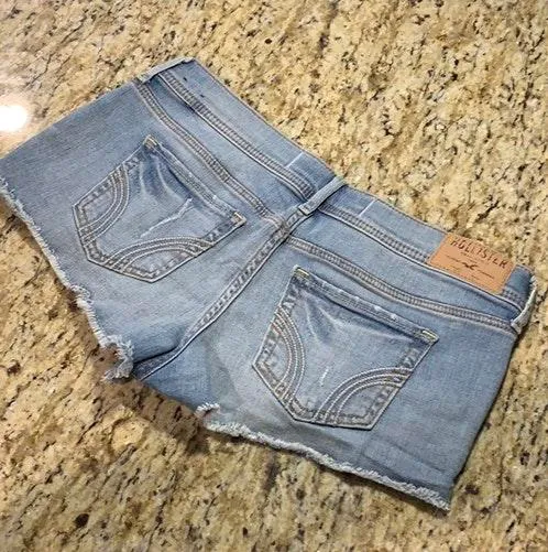 Shorts - Image 2