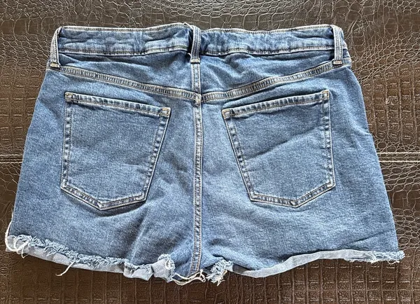 Old Navy Higher Hi-Rise Sky-Hi A-Line Button Fly Blue Denim Jean Shorts Size 16 - Image 5