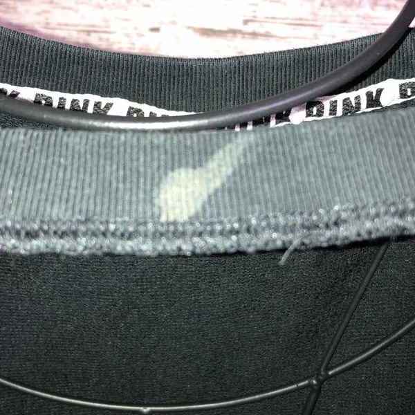 Pink Victoria's Secret sweatshirt crew neck top size medium black and white​ - Image 4