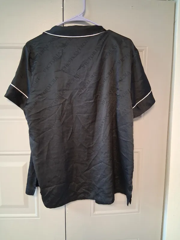 Victoria's Secret collared pj pajama top with pockets in black and white size medium. - Image 7