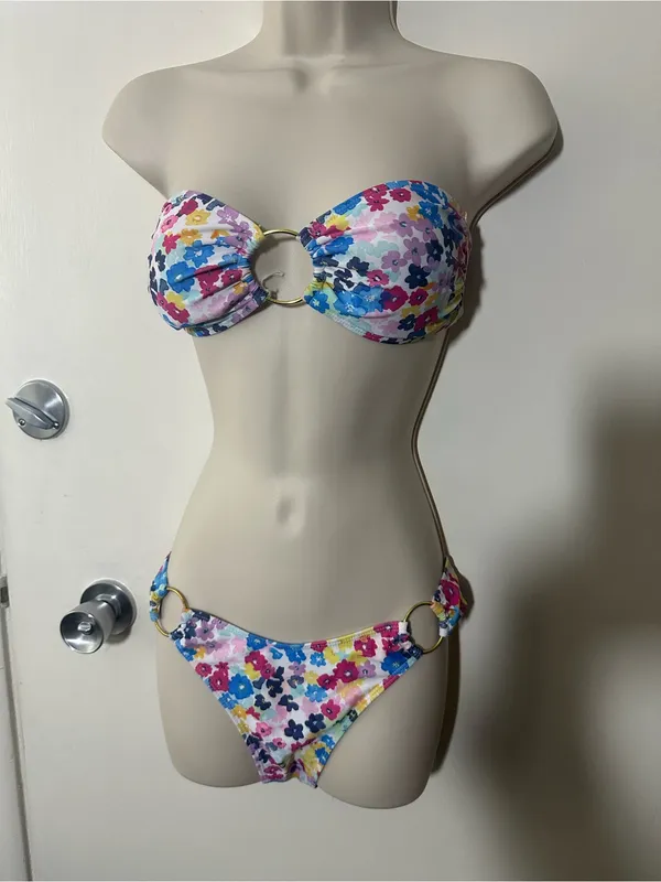 Lulu's Multicolor Floral Ring-Front Bandeau Bikini - Image 3