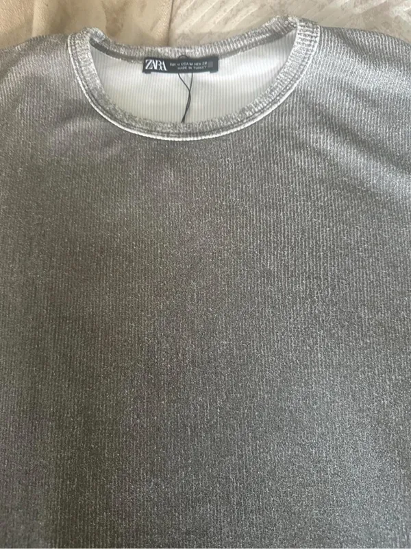 Zara women Metallic Silver Crew Neck T-Shirt - Image 5