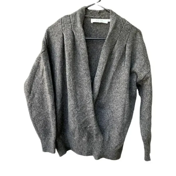 ASTR The Label size M pleated wrap sweater. - Image 3