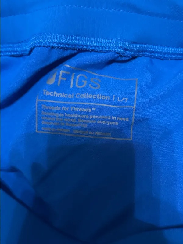 FIGS Scrubs Set - Image 4