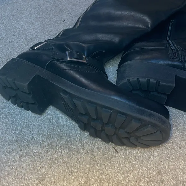 Target Black combat motorcycle boots vegan leather size 7 - Image 4