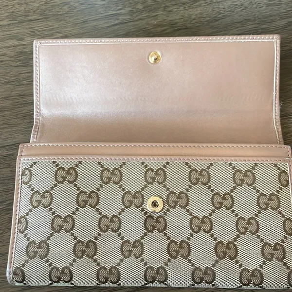 Gucci Canvas GG Continental Wallet - Image 12